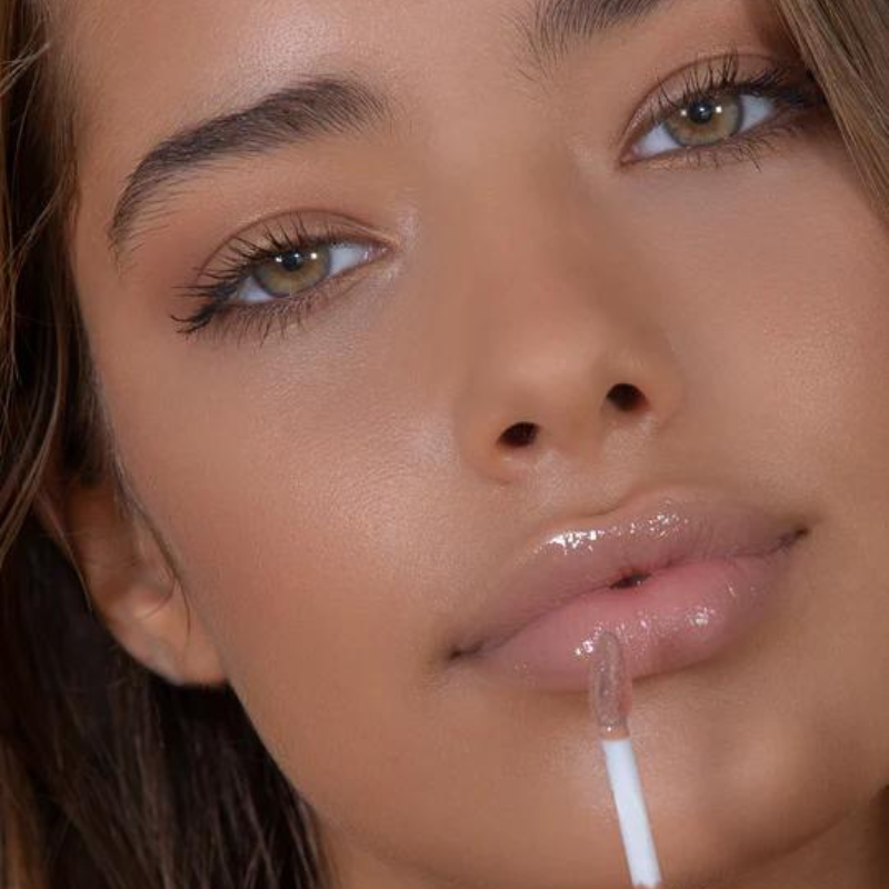 Andreia Gloss Delicious Shiny Kiss - Liquid Lipstick G01 6ml - Image 4