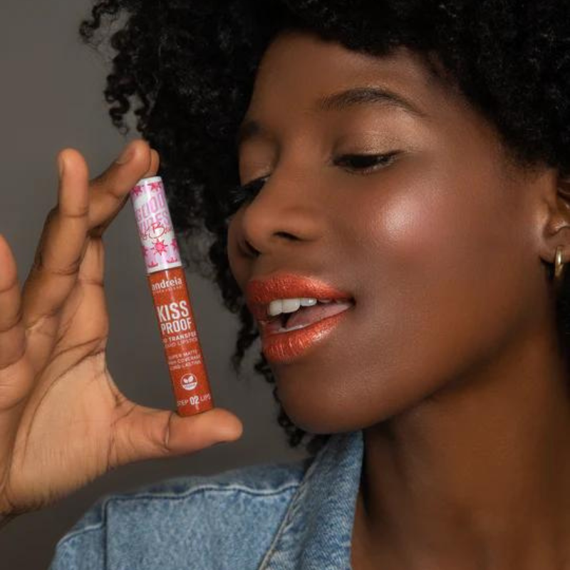 Andreia Kissproof by Bru - Batom Líquido Cobertura Total 17 Surprising 9ml - Image 4