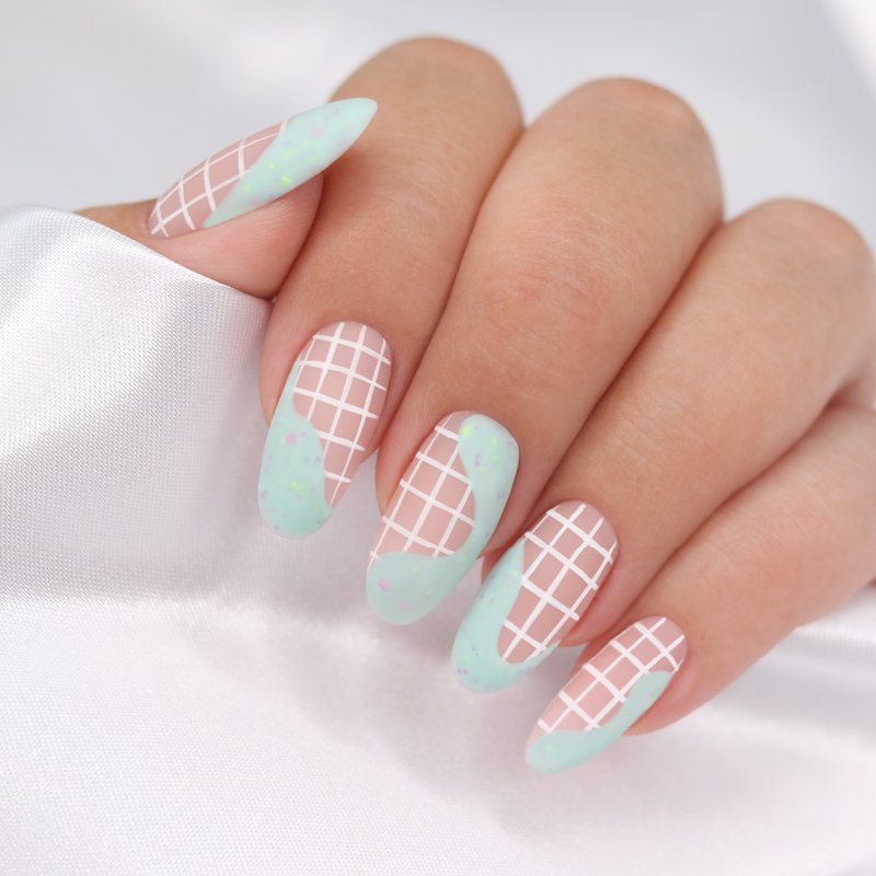 VERNIZ GEL INOCOS MEU QUERIDO MES DE AGOSTO 15ML - Image 2