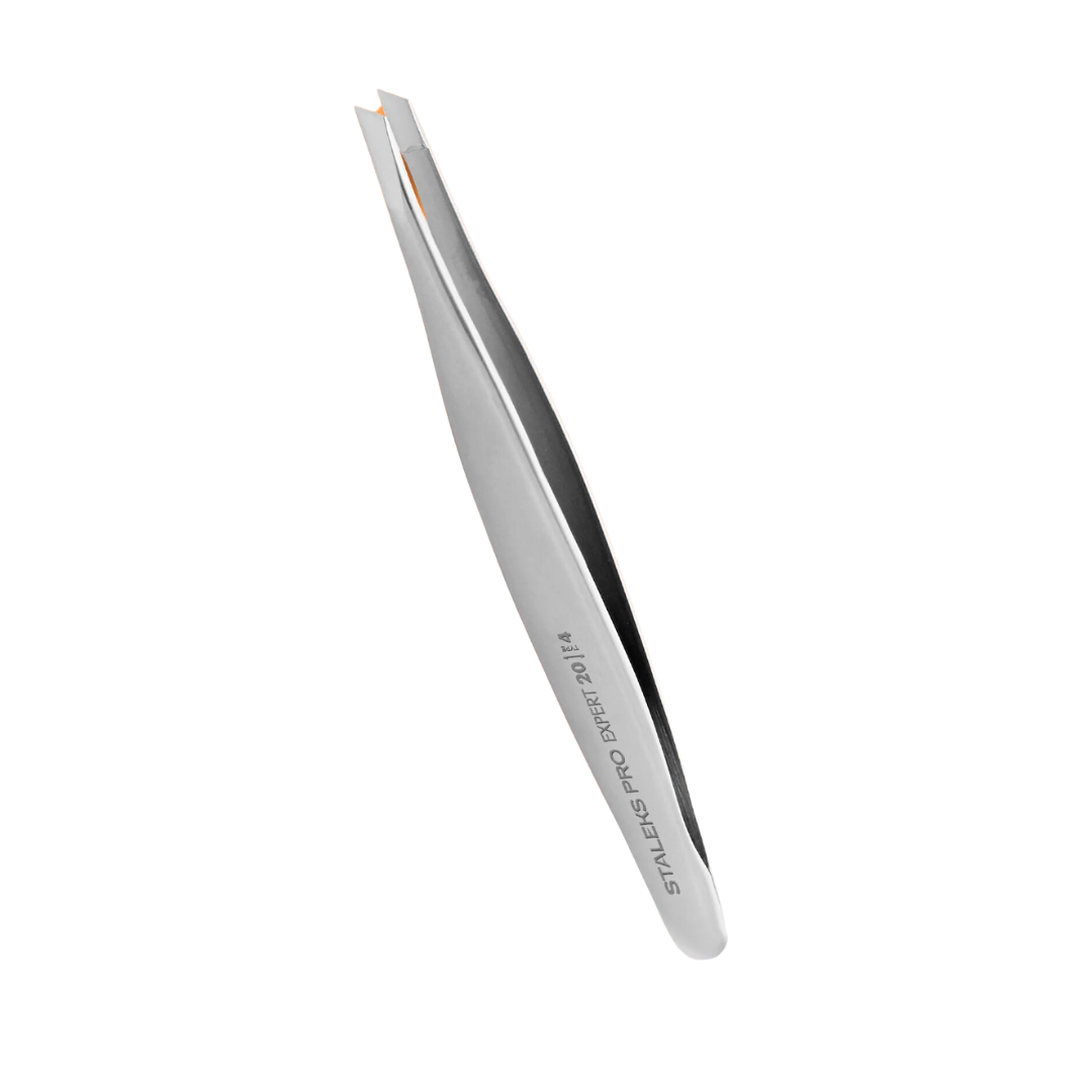 Pinça para sobrancelhas EXPERT 20 TYPE 4 (inclinada) Staleks Pro